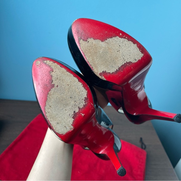 CHRISTIAN LOUBOUTIN Black Patnet Sling Back Almond Toe Bianca Sling Heels 36.5 - Picture 7 of 10